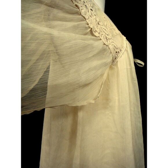 Isabella Rodriguez Feminine Lace Embellished Peasant Blouse Sz M  Lined BoHo - Picture 4 of 7